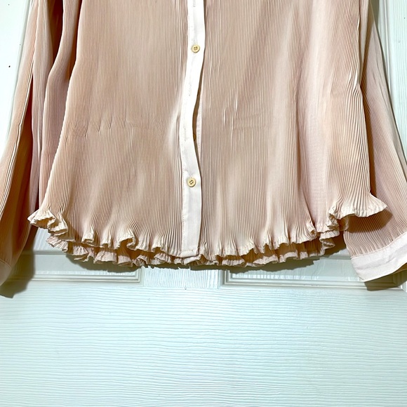 NWT Maternity Shirt Cream Crepes Style Long Sleeves Size 8 - Picture 4 of 6